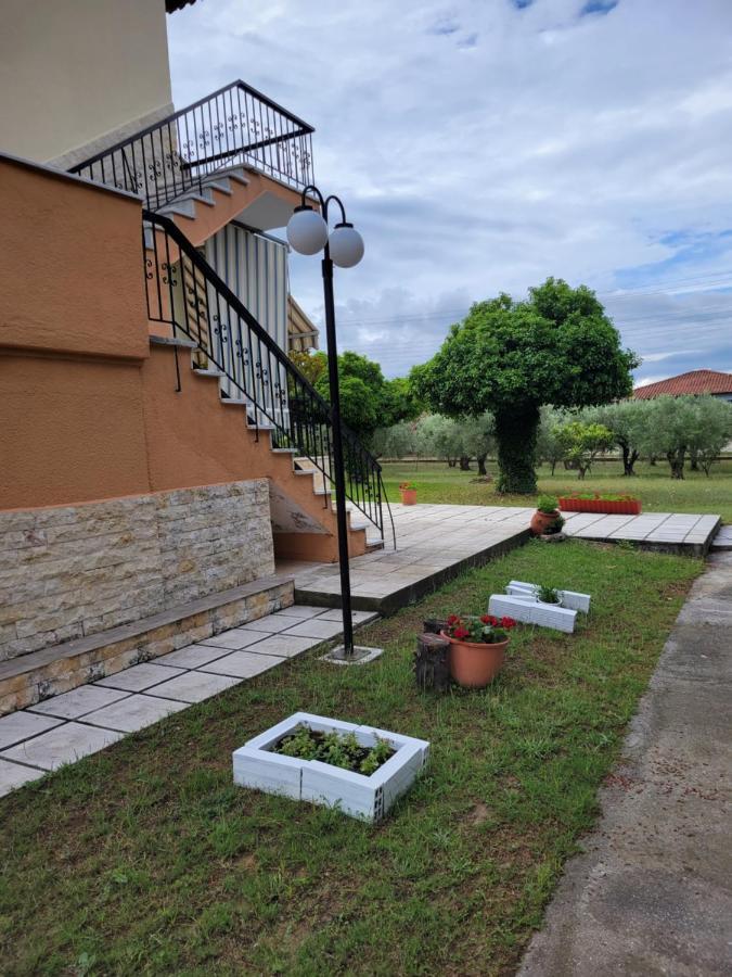 Olivemare Holidays Неа-Іраклія Екстер'єр фото